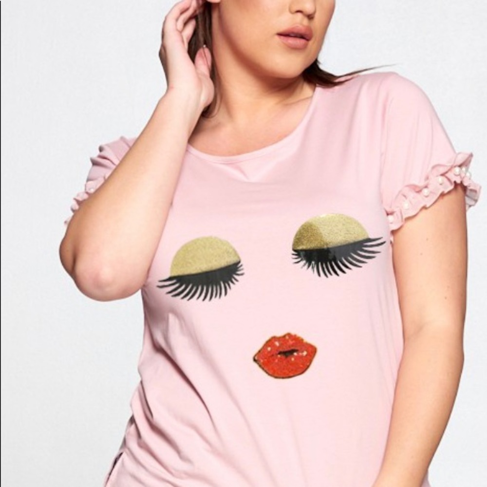 Plus Pearl Ruffle Short Sleeve Top